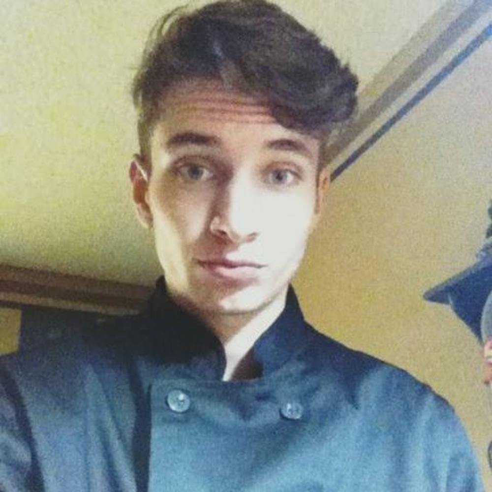 Meet your Posher, Joshua